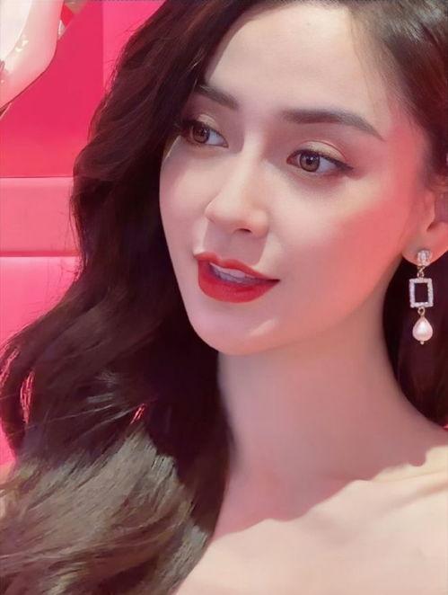 杨颖内娱爆料视频,揭秘娱乐圈幕后真相  第2张